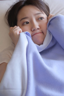 对自己女儿开黄腔
