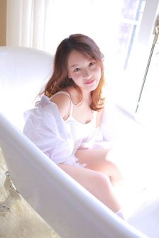 奶撞奶